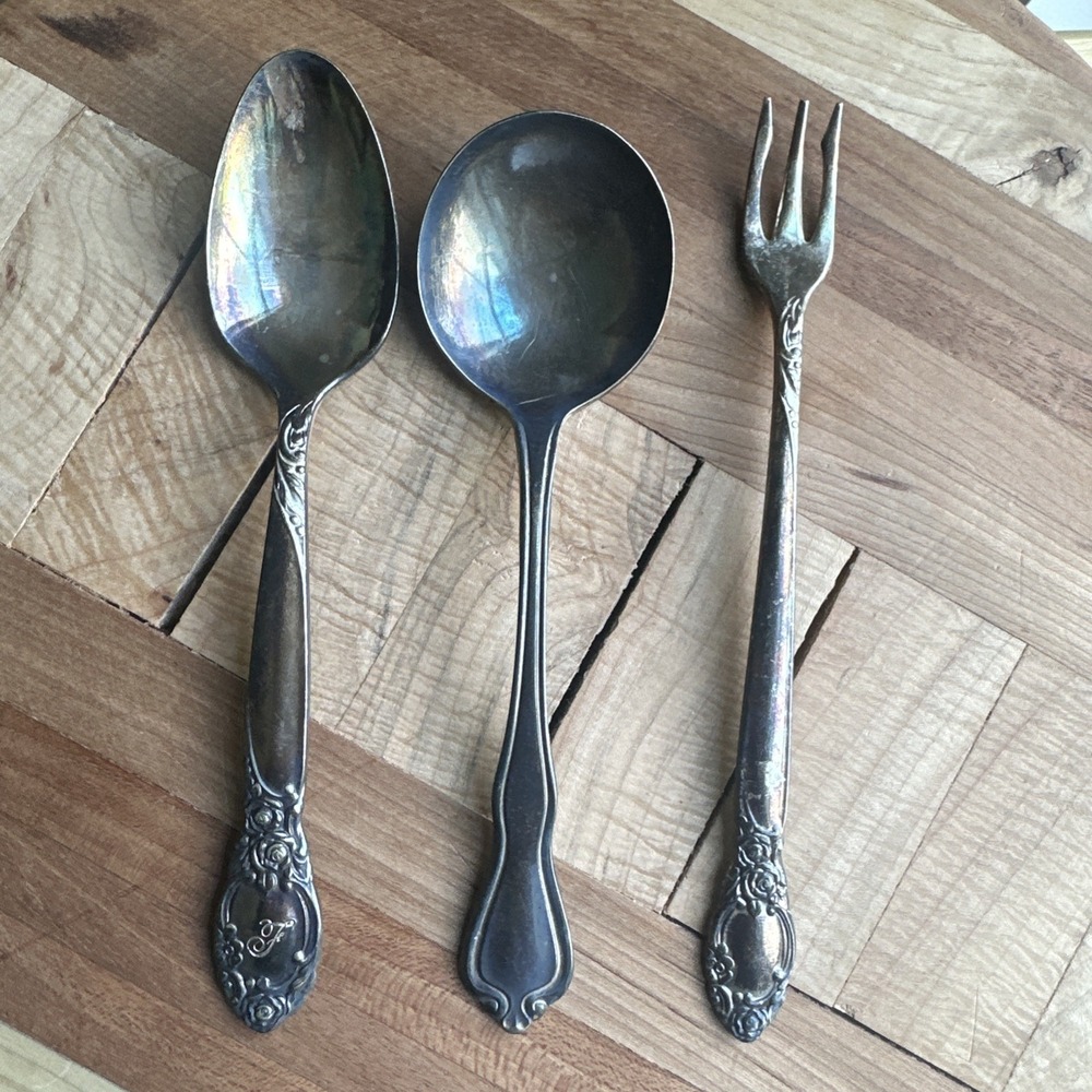Vintage Fairmont Hotel Oneida Ltd Silversmiths Spoons and Pickle Fork 5.5-6 in